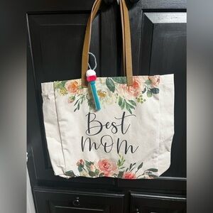 Nwt- ❤️🌺 Tote Bag “Best Mom”